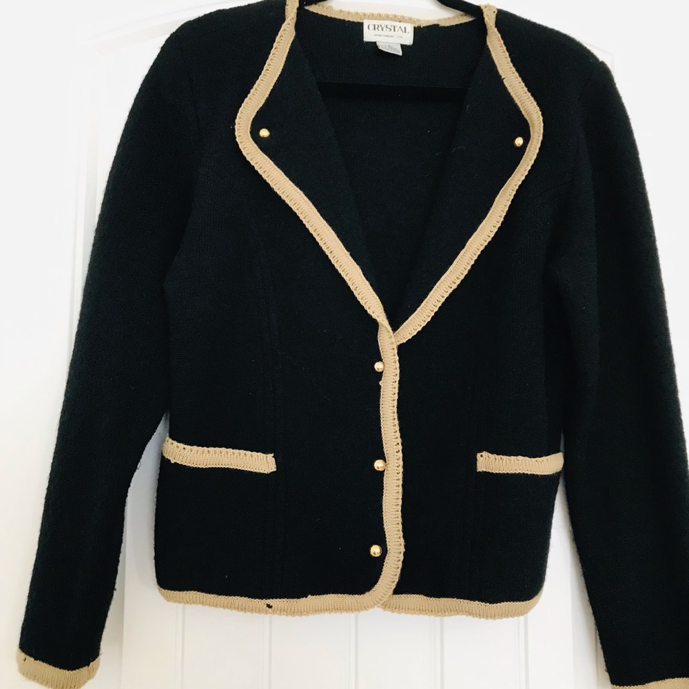 CRYSTAL SPORTS WEAR
CARDIGAN